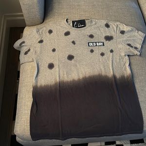 La ditresse old bay tee